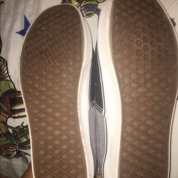 Vans - Picture 3 of 4